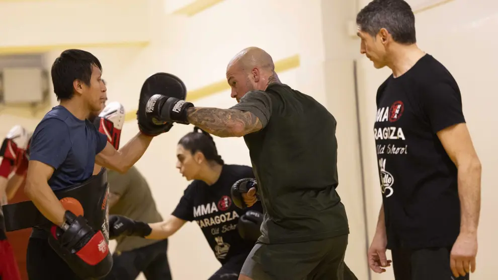 Entrenamiento del equipo MMA Zaragoza.