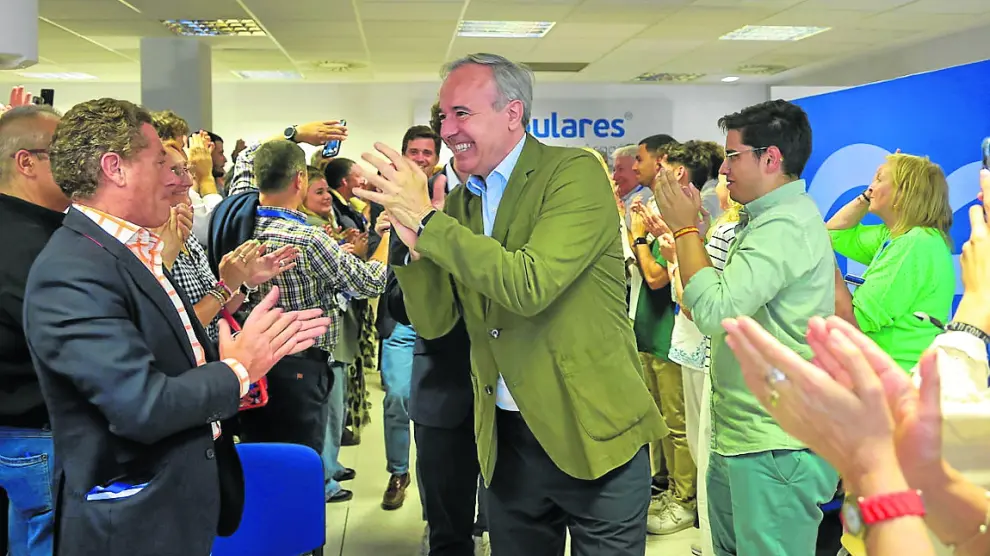 Jorge Azcón, el pasado domingo, durante la celebración en la sede de los resultados del 9-J.