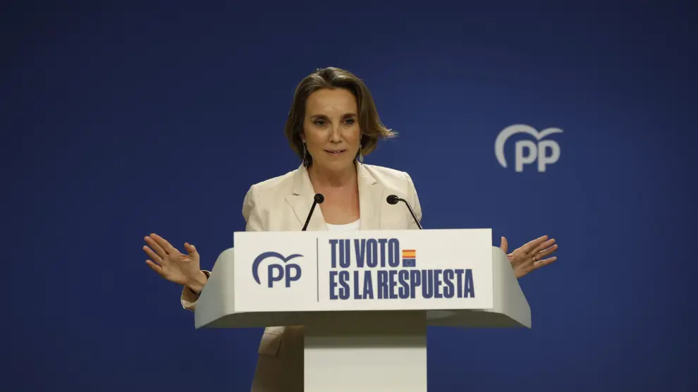 La secretaria general del Partido Popular, Cuca Gamarra, comparece en rueda de prensa para valorar los resultados electorales tras los comicios europeos.