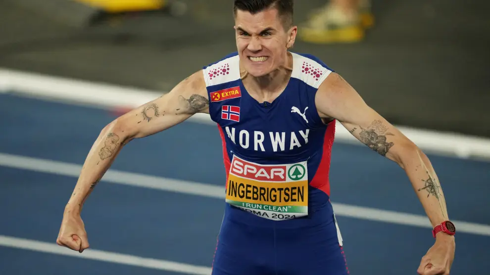 El noruego Jakob Ingebrigtsen, celebra la victora en la final de 1.500 metros del Europeo