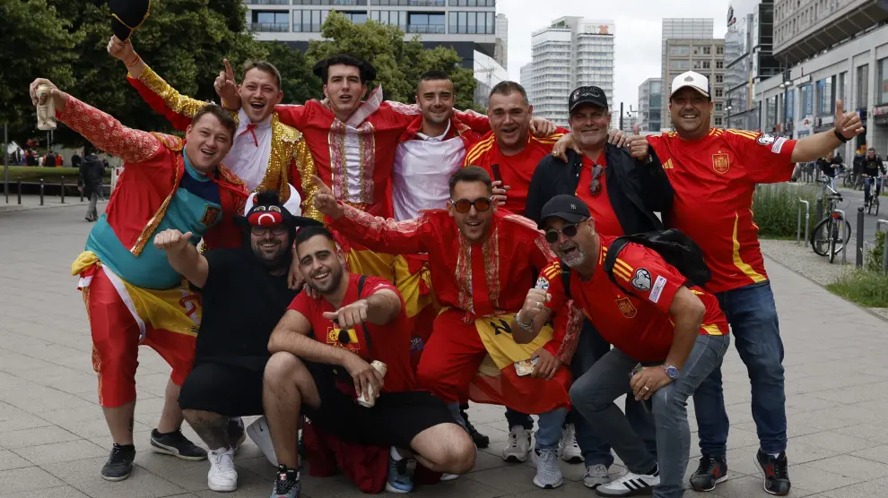 Eurocopa 2024: ambiente de aficionados españoles para el partido España-Croacia, del grupo B, en el Olímpico de Berlín