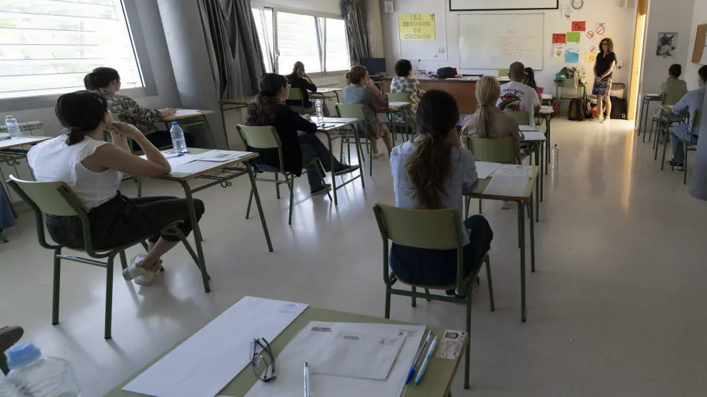 En el instituto de Segundo de Chomón de Teruel se han celebrado exámenes para plaza de profesores de Secundaria.