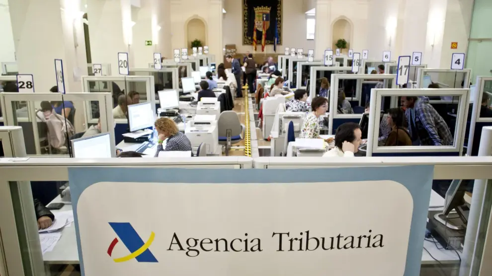 Agencia Tributaria en Zaragoza.