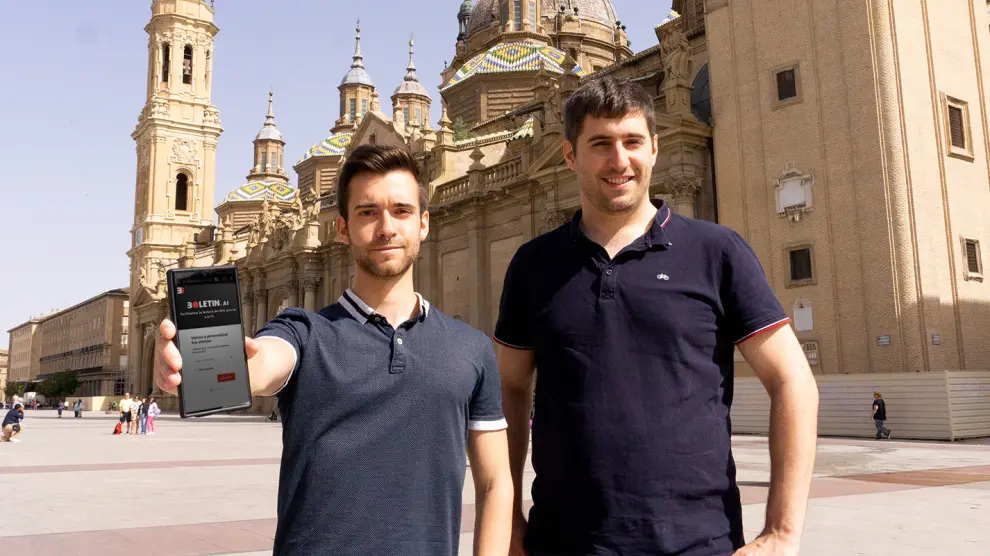 Josma Gil y Óscar Prado, los creadores de la herramienta Boletin.ai