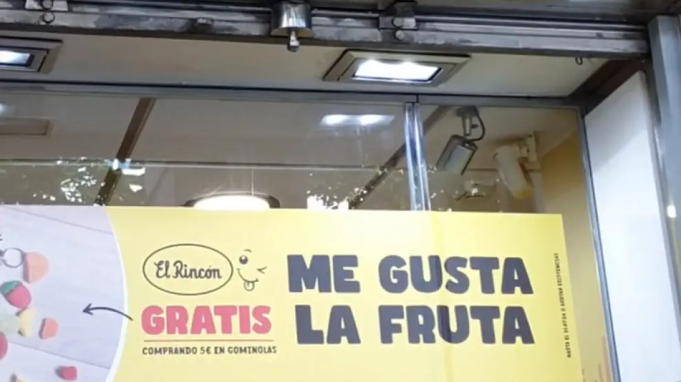 La popular frase que pronunció Isabel Díaz Ayuso ha sido recuperada por la tienda aragonesa para promocionar la venta de chucherías.