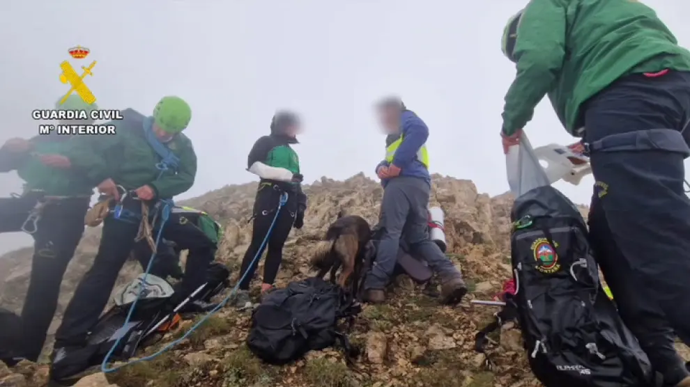 La Guardia Civil rescata de una caída a un senderista en Aguas Tuertas (Ansó)