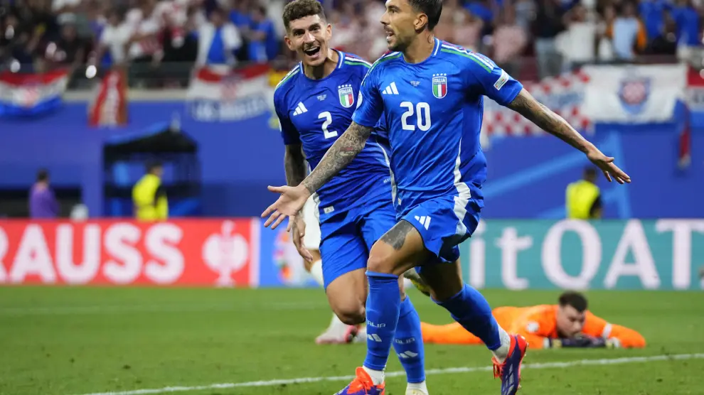 Zaccagni celebra el gol que le daba el empate a Italia ante Croacia