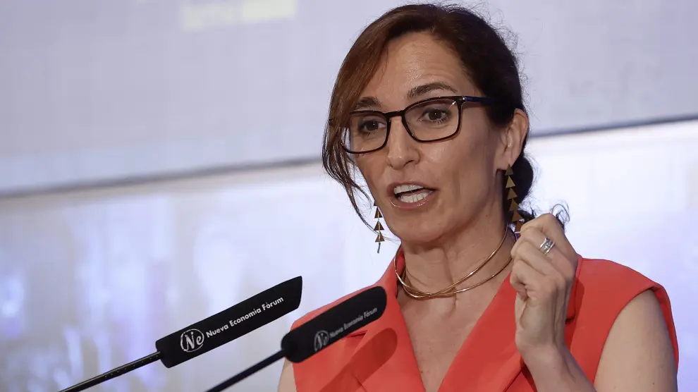 La ministra de Sanidad, Mónica García interviene en el Foro Salud que organiza Nueva Economía Fórum, este lunes en Madrid.