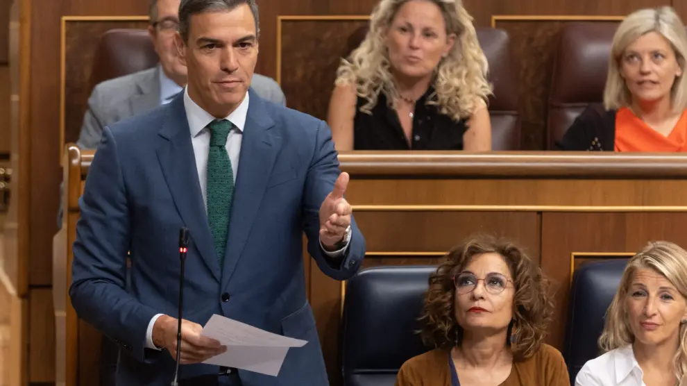 El presidente del Gobierno, Pedro Sánchez, interviene durante una sesión de control al Gobierno, en el Congreso de los Diputados.
