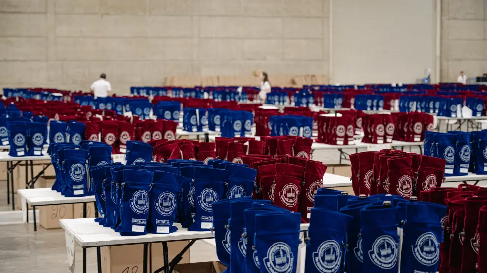 Vinos para la cata a ciegas en el Concurso Mundial de Bruselas.