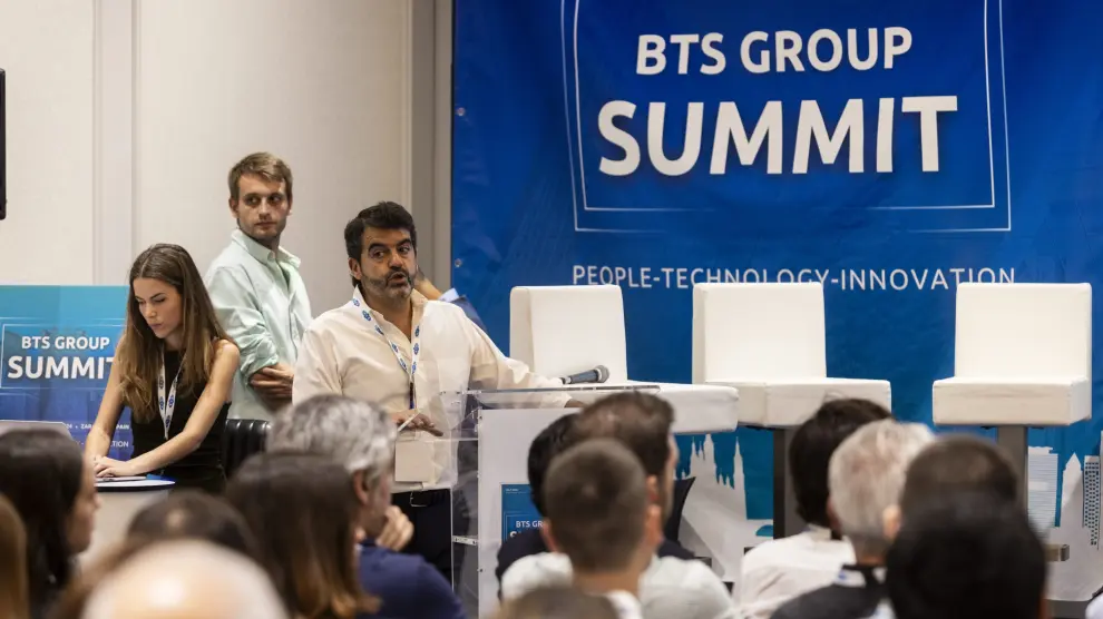 Ricardo Olloqui, presidente de BTS, interviene en la evento de BTS celebrado en Zaragoza este martes.