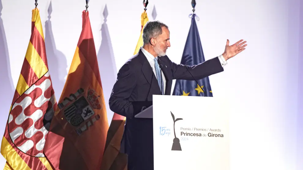 El Rey Felipe VI interviene durante la entrega de los XV Premios Fundación Princesa de Girona, en el Palacio de Congresos Costa Brava, a 10 de julio de 2024, en Lloret de Mar, Girona, Catalunya (España). Los Premios Princesa de Girona celebran este año su 15ª edición. Se trata de unos galardones que promueven desde 2010 la investigación, la creatividad artística, la innovación, la solidaridad y el talento emprendedor de jóvenes de hasta 35 años que pretenden mejorar el mundo desde diferentes ámbitos...10 JULIO 2024;PRINCESA DE GIRONA;REYES;PRINCESA;INFANTA;PATRONATO;FUNDACIÓN;FPGI;CATALUÑA..Glòria Sánchez / Europa Press..10/07/2024 [[[EP]]]