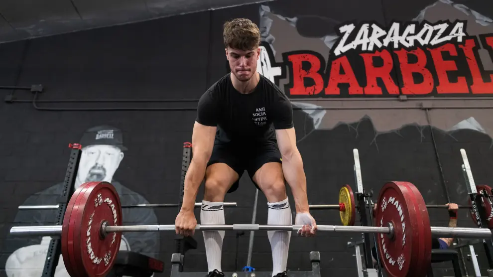 El zaragozano Jorge Samaniego, entrenando esta semana en las instalaciones del Barbell Club, en Cuarte de Huerva.