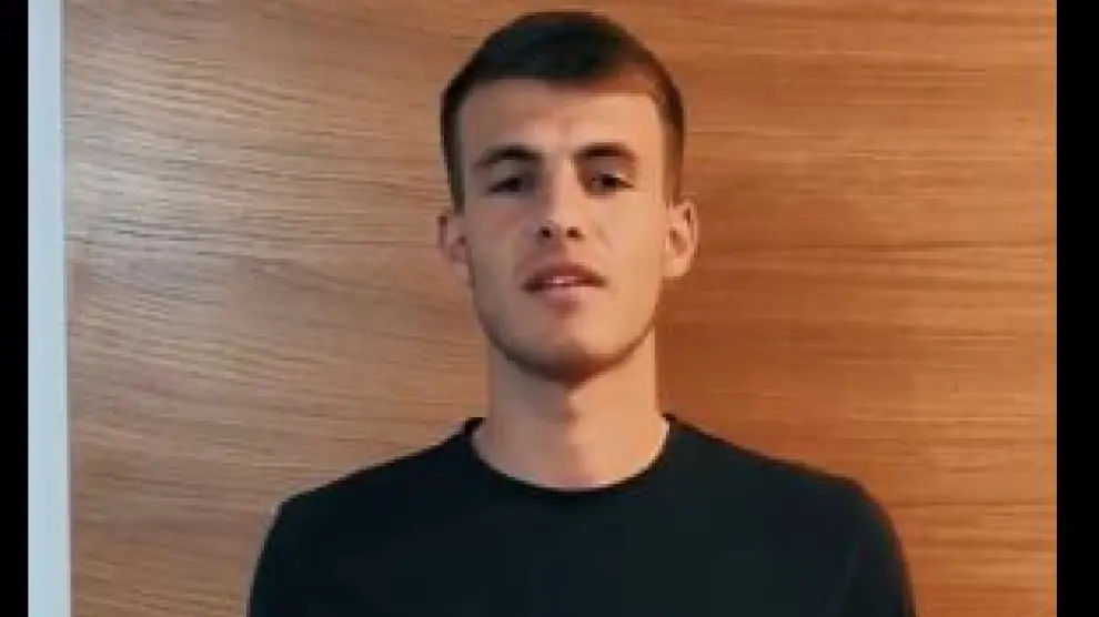 Samed Bazdar, nuevo delantero del Real Zaragoza, en el vídeo colgado por el club en el anuncio oficial de su fichaje.