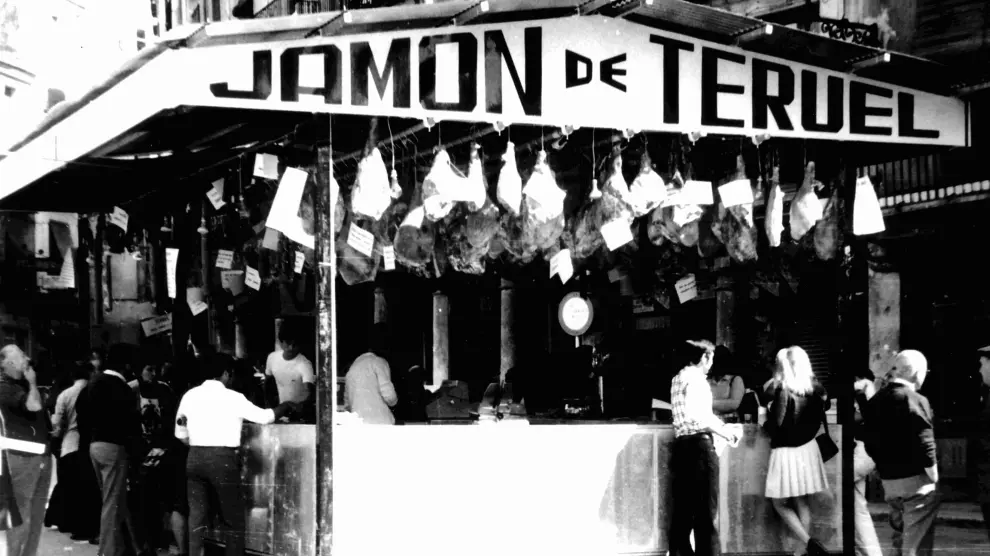 La Feria del Jamón de Teruel comenzó en 1984 y este año llegará a su edición número 40.