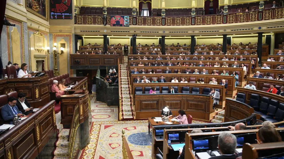 Vista general del hemiciclo, durante una sesión plenaria extraordinaria, en el Congreso de los Diputados.