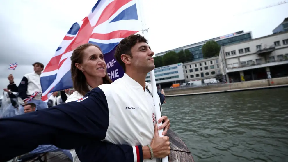 El Titanic de Tom Daley y Helen Glover en la ceremonia inaugural de los Juegos Olímpicos