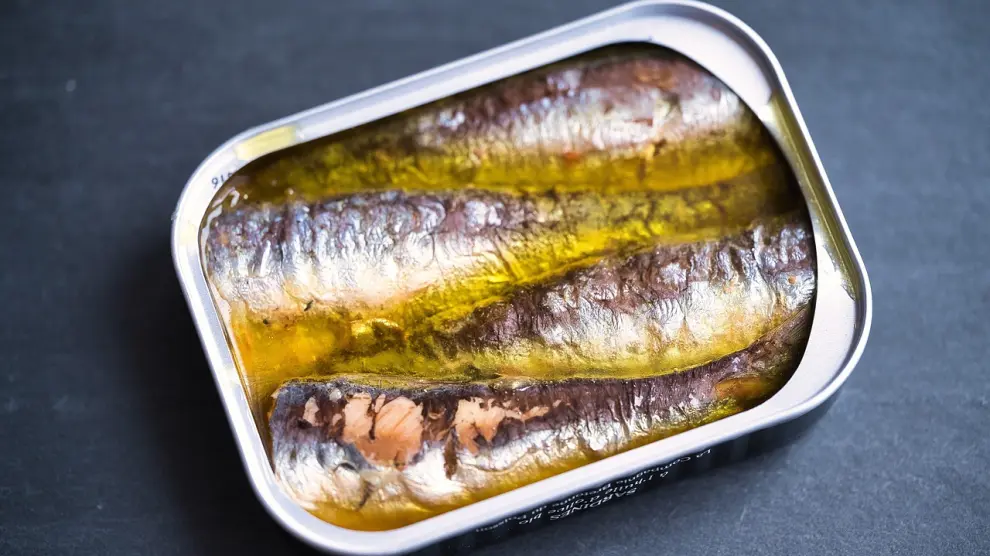 Imagen de archivo de sardinas en lata