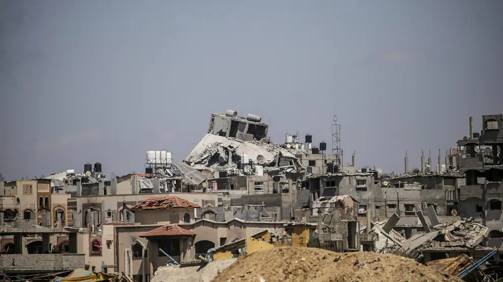 Edificios destruidos en Jan Yunis tras los ataques israelíes.