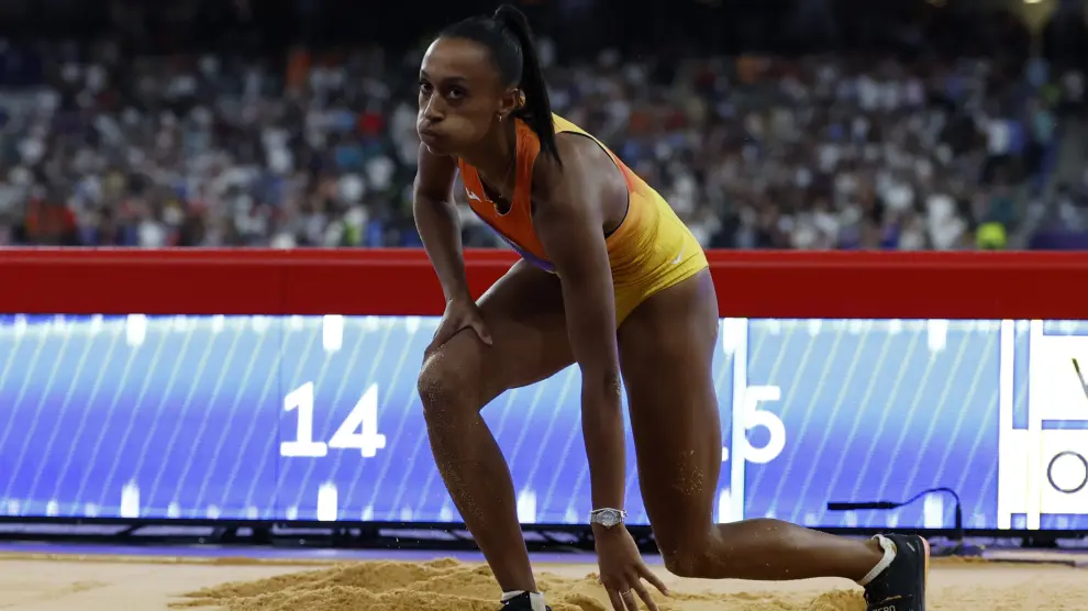 Ana Peleteiro se queda fuera del podio en el triple salto de Paris 2024