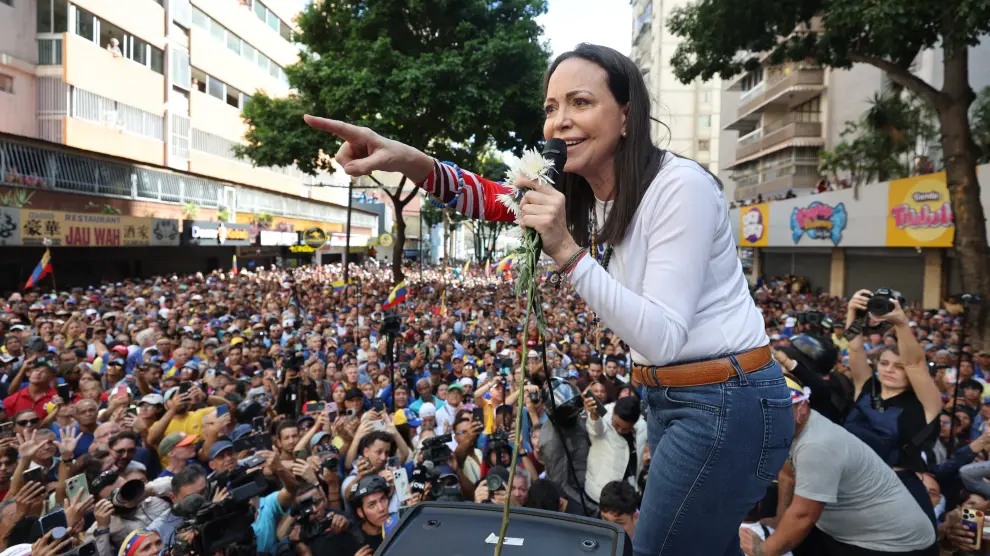 La líder opositora venezolana María Corina Machado ha sido "violentamente"  detenida