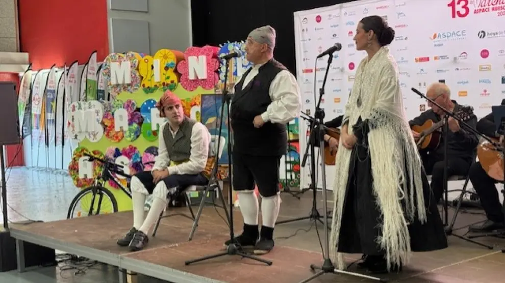 Actividades durante la jornada de la Pre Marcha Aspace Huesca en el Palacio de Congresos.
