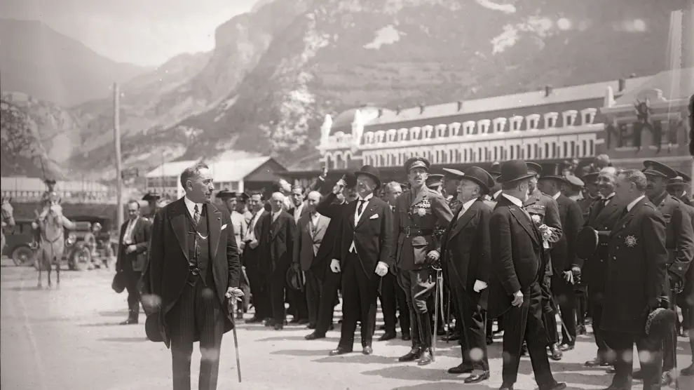 El día más feliz de Canfranc: el 18 de julio de 1928, cuando se inauguró la Estación y el monarca Alfonso XIII acudió a la localidad.