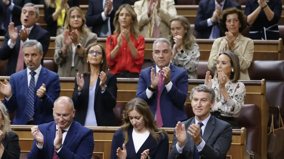 Solo el PP aplaude en el Congreso a la Nobel de la Paz María Corina Machado