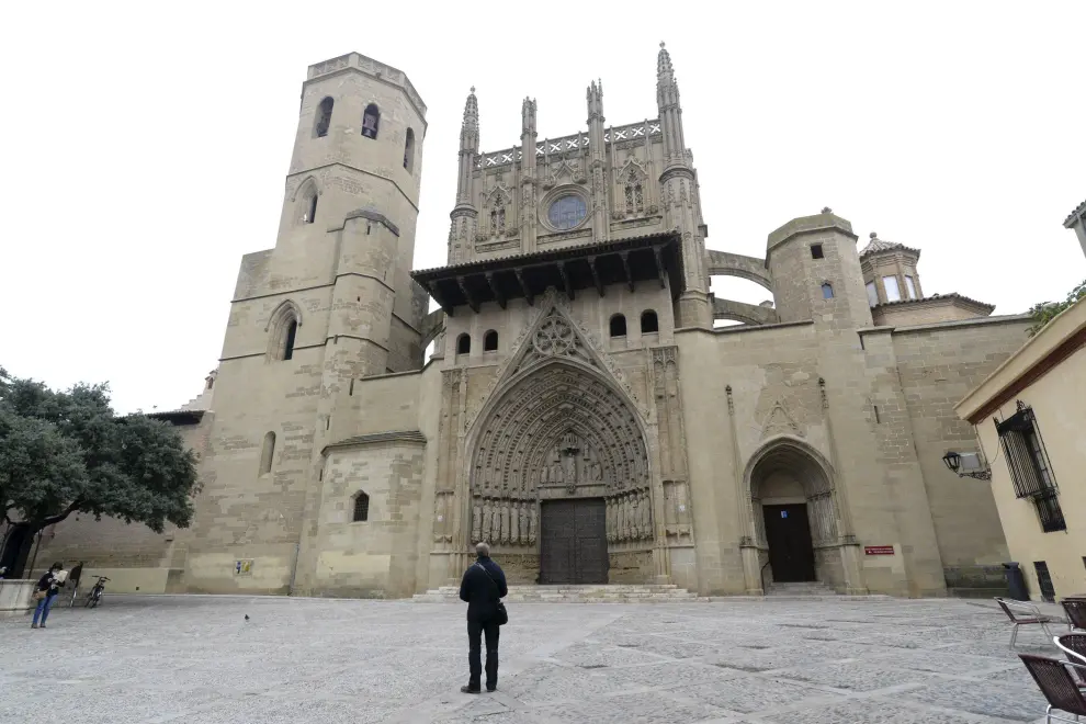Imagen de la fachada de la Catedral de Santa María de Huesca