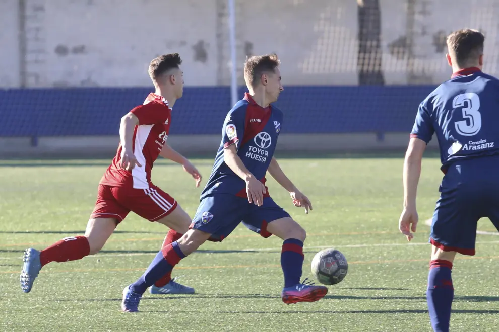 Fútbol. LNJ- SD Huesca vs. Amistad.