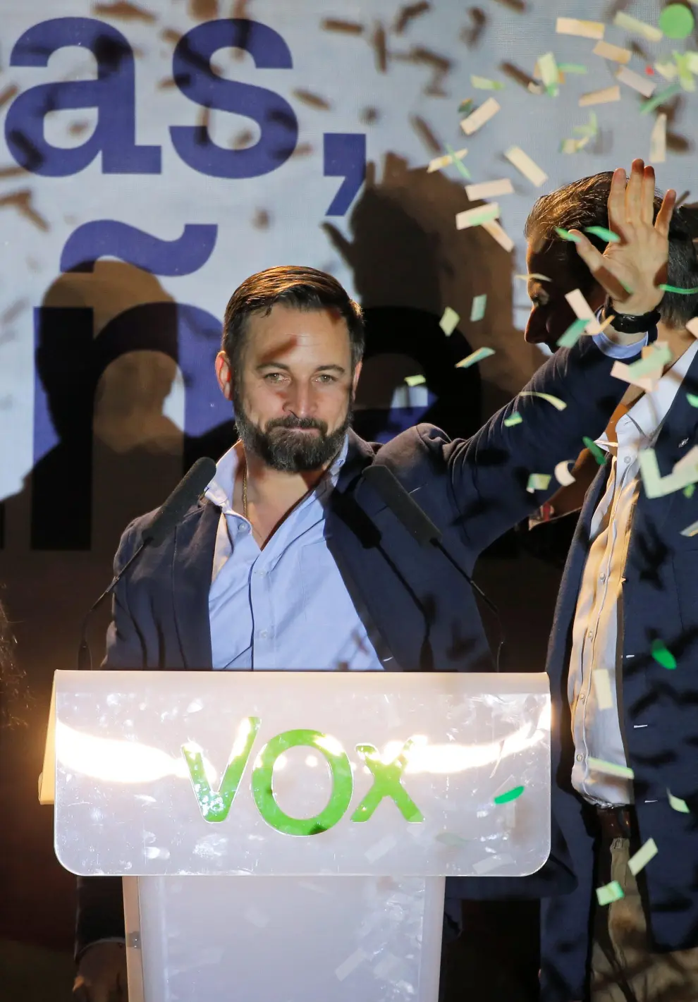 Spain's far-right party VOX candidate Santiago Abascal greets supporters after Spain's general election results were announced, in Madrid, Spain, April 28, 2019. REUTERS/Jon Nazca [[[REUTERS VOCENTO]]] SPAIN-ELECTION/ABASCAL REAX