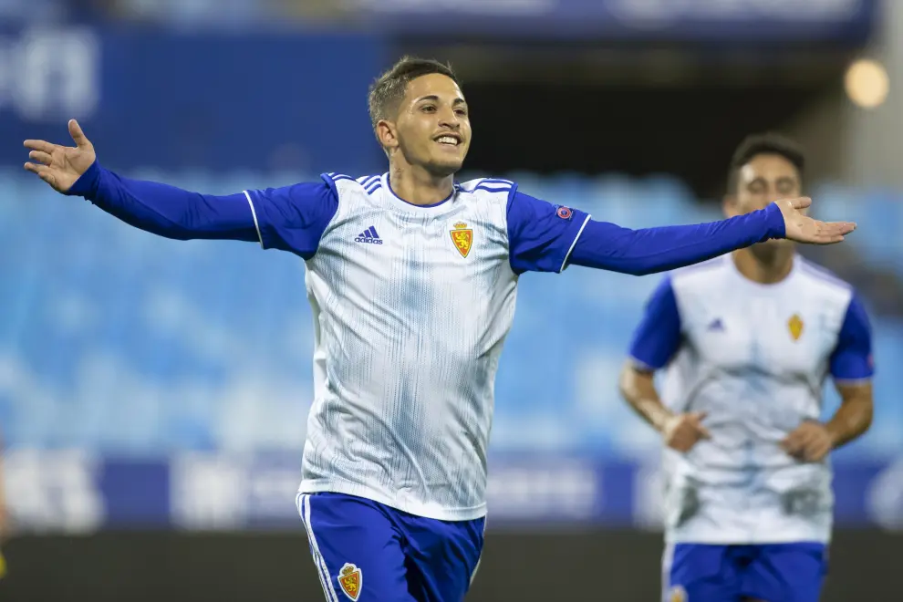 Carbonel, con sus tres goles, fue la estrella del Real Zaragoza en el partido de la Youth League