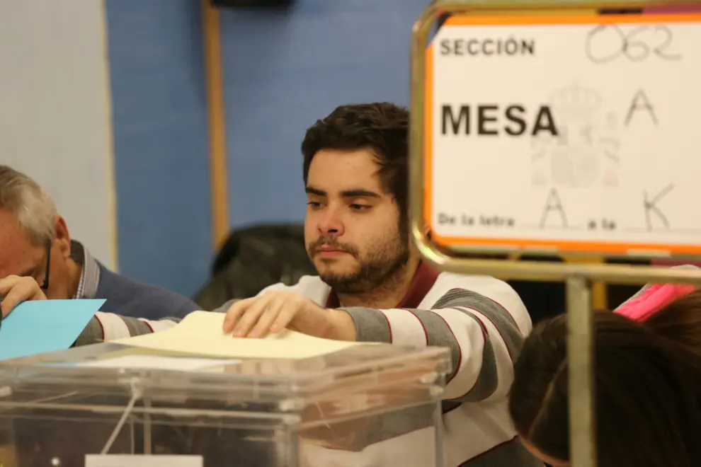 Votaciones en el Colegio Hermanos Marx de Zaragoza.