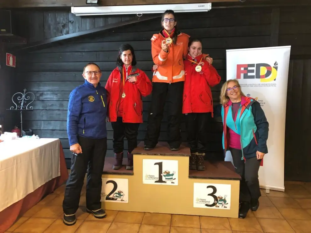 Campeonato de España de Esquí Nórdico de Personas con Diversidad Funcional. Podio adaptada femenina