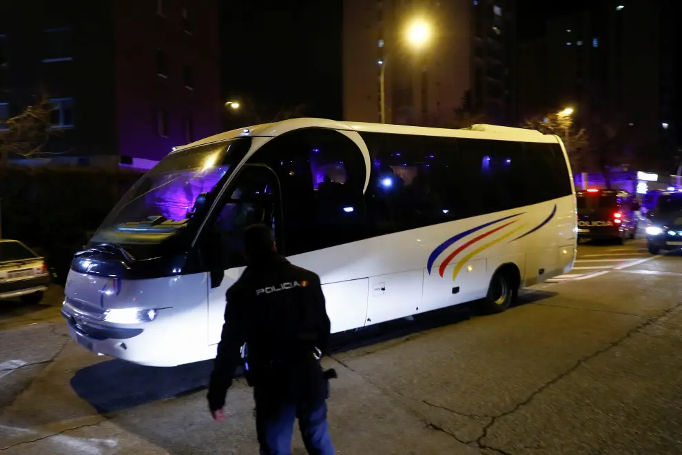 A vehicle carrying Spanish citizens repatriated from the Chinese city of Wuhan arrive at Gomez Ulla military hospital in Madrid, Spain, January 31, 2020. REUTERS/Juan Medina [[[REUTERS VOCENTO]]] CHINA-HEALTH/SPAIN
