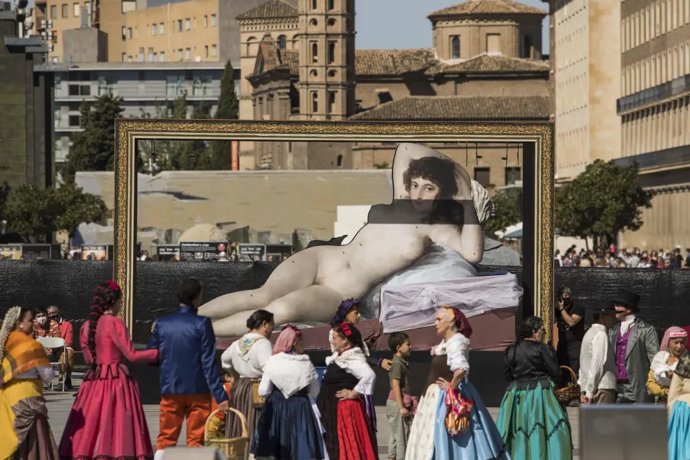 Las pinturas de Goya cobran vida en la plaza del Pilar
