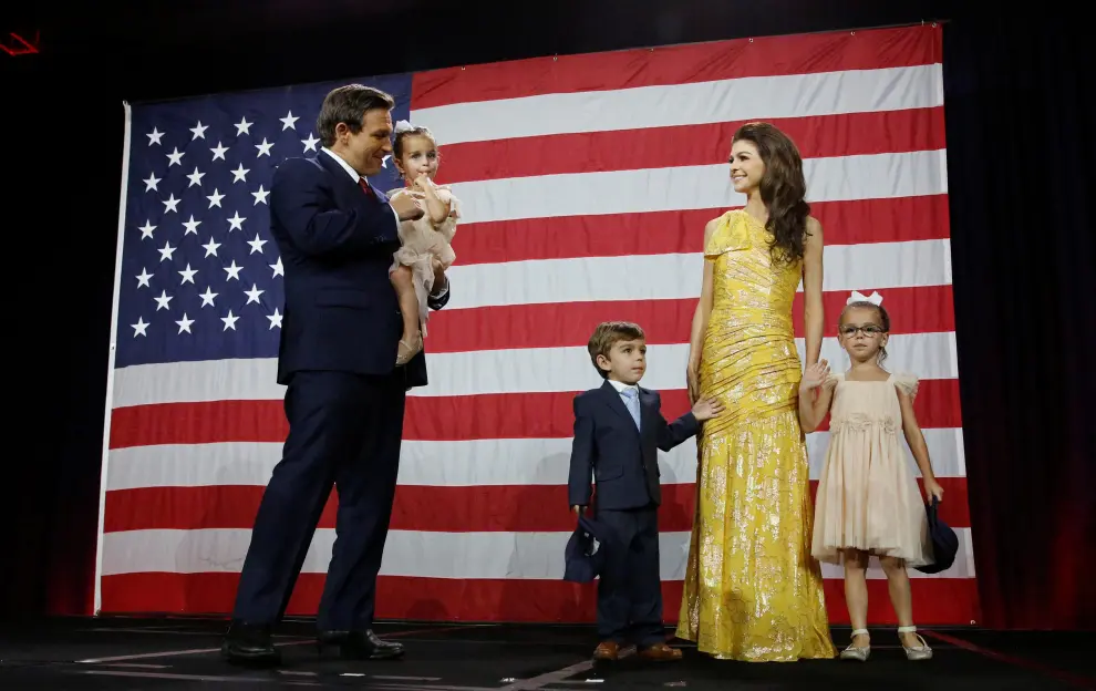 Republican Florida Governor Ron DeSantis speaks during his 2022 U.S. midterm elections night party in Tampa, Florida, U.S., November 8, 2022. REUTERS/Marco Bello USA-ELECTION/FLORIDA-GOVERNOR