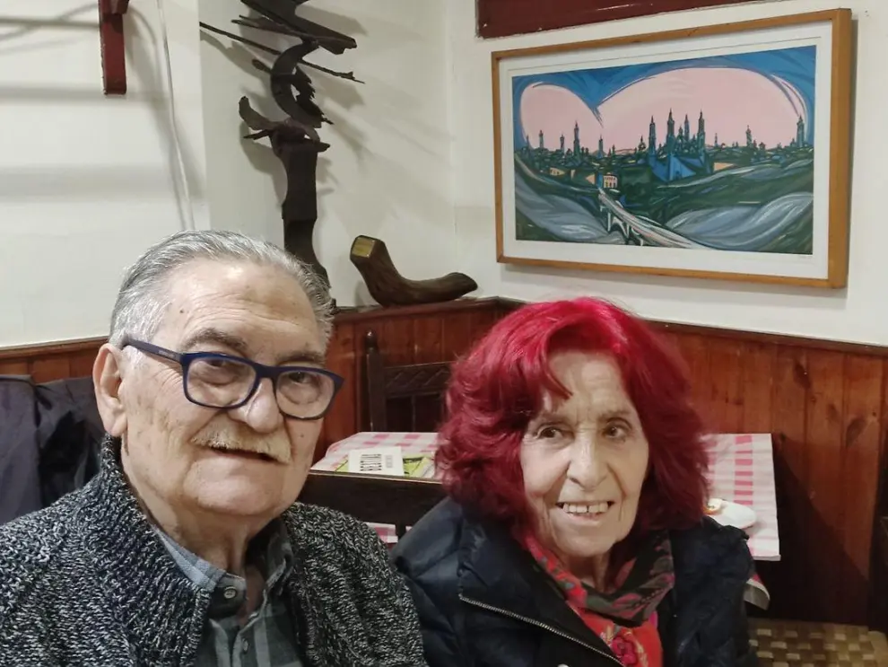 Emilio Lacambra y su esposa, Pilar, en Casa Emilio.