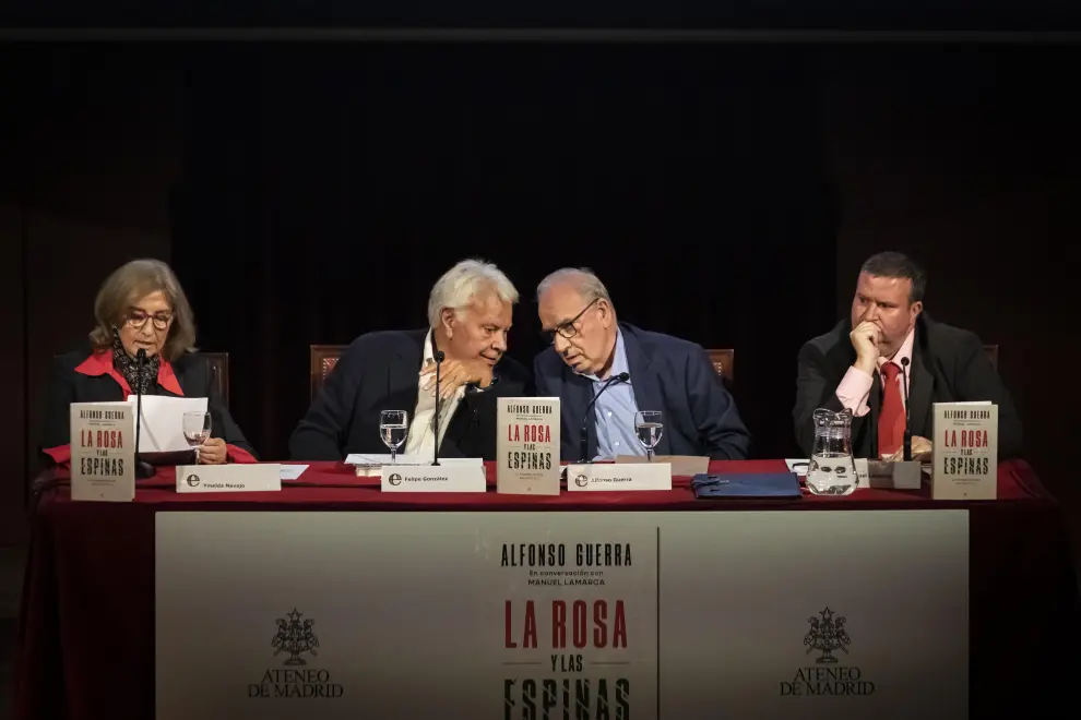 Presentación del libro de Alfonso Guerra 'La rosa y las espinas. El hombre detrás del político'