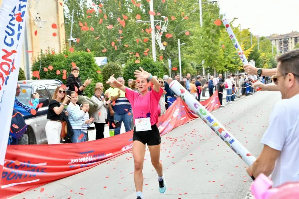 Cristina Espejo, ganadora de la Carrera de la Mujer de Monzón 2023.
