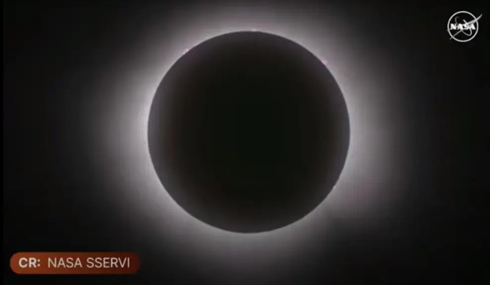 Momento del eclipse total desde el norte de México
