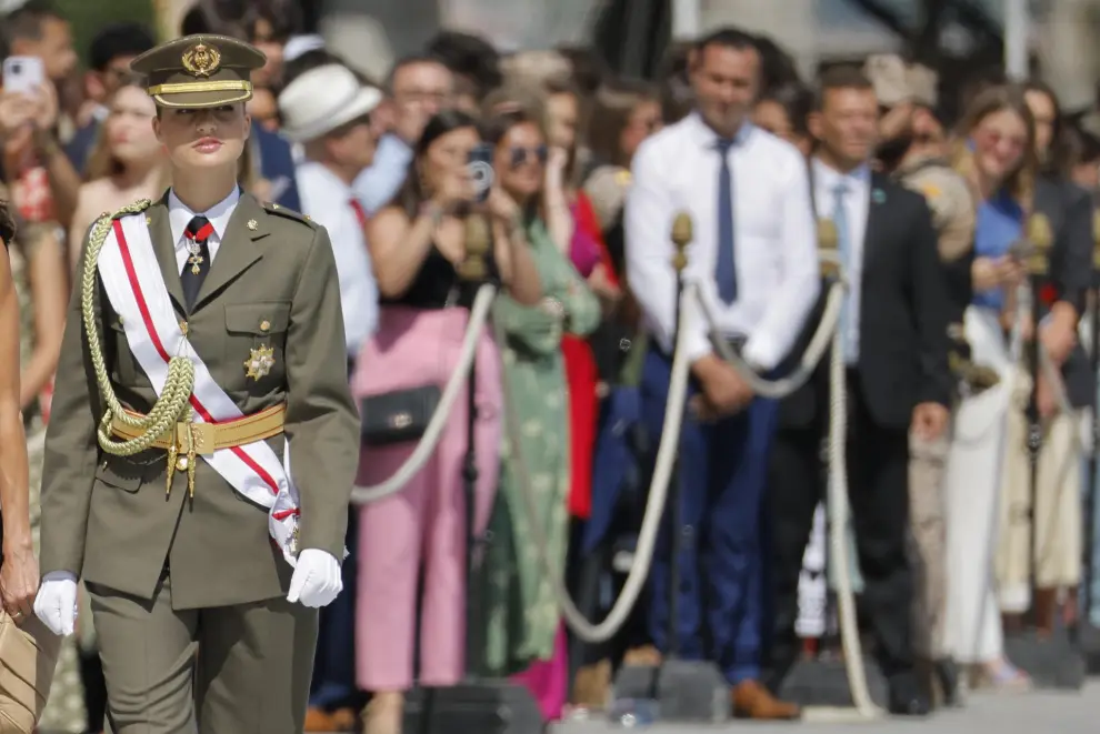 MARÍN (PONTEVEDRA), 16/07/2024.- La princesa Leonor a su llegada a la entrega de despachos a los nuevos oficiales de la Armada española, este martes en la Escuela Naval Militar de Marín (Pontevedra). EFE/ Lavandeira
