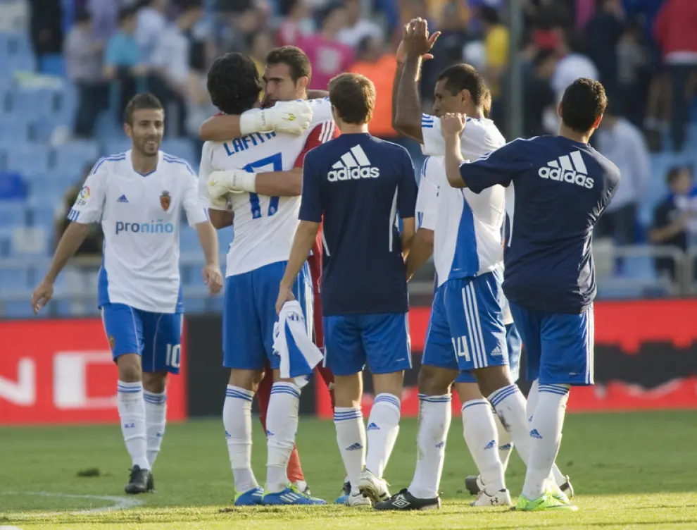 Un momento del partido entre el Real Zaragoza y la Real Sociedad