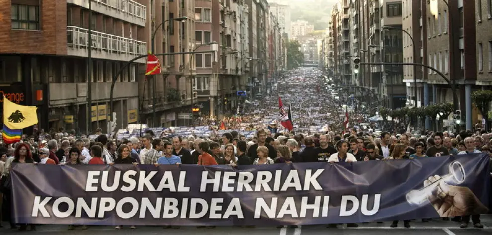 Manifestación de la izquierda abertzale tras el comunicado de la banda terrorista ETA