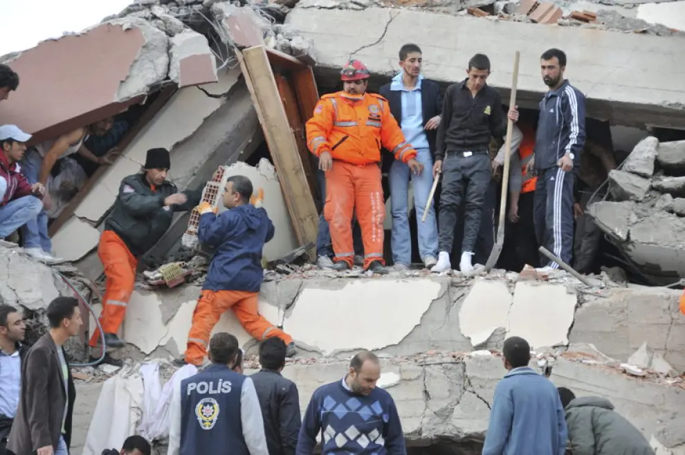 Fuerte terremoto en el este de Turquía