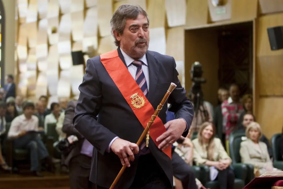Toma de posesión de Belloch como alcalde de Zaragoza