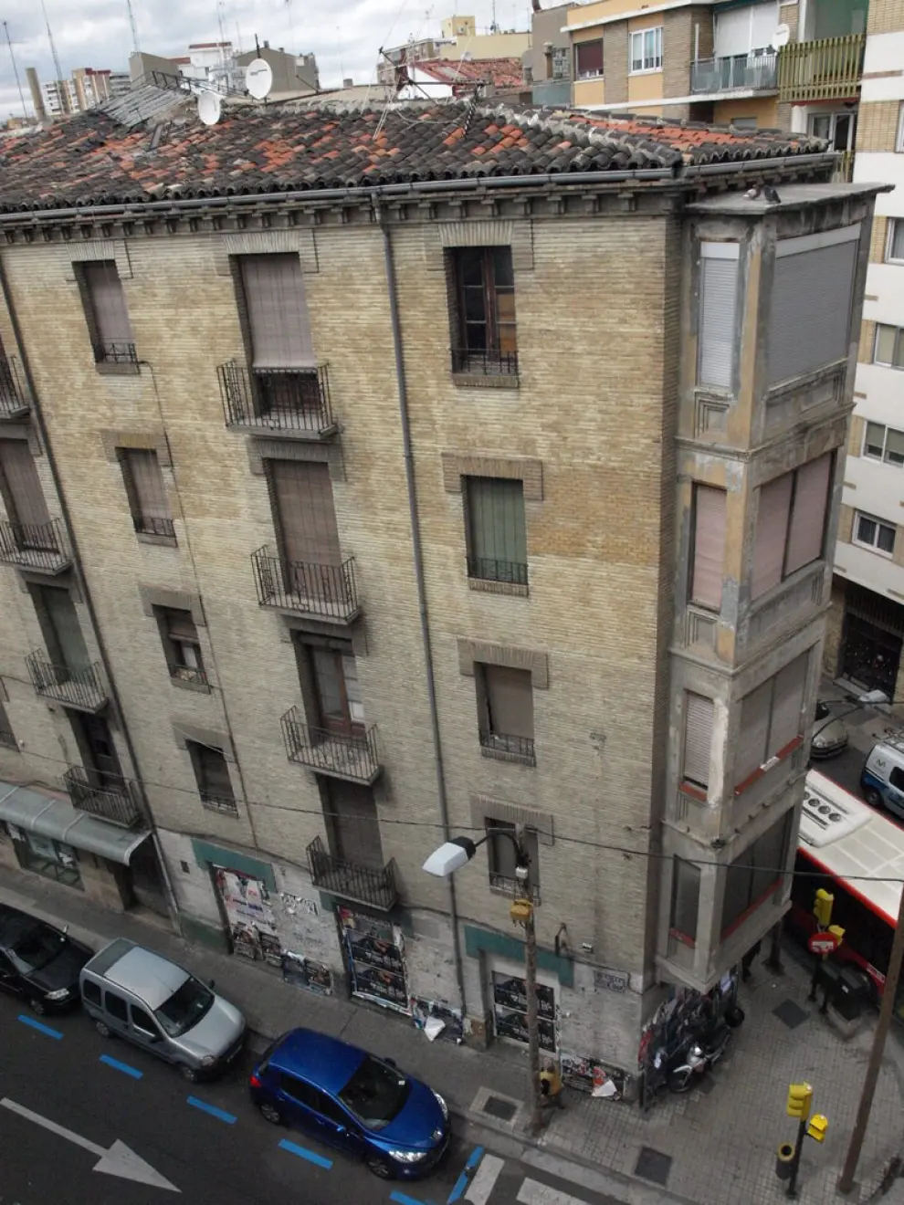 Edificio abandonado en el centro de Zaragoza
