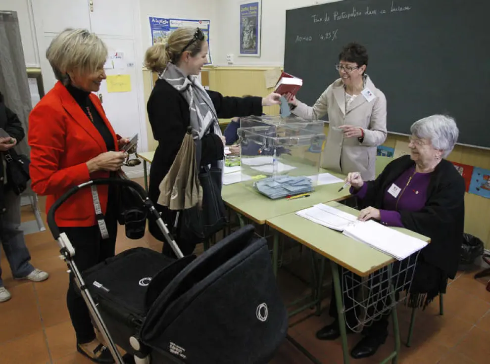 Los ciudadanos franceses votan en Madrid