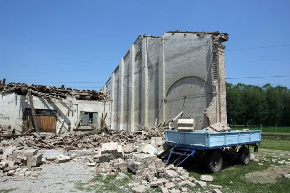 Al menosb 13 personas han muerto y hay varios desaparecidos por el terremoto que sacudió hoy la región de Emilia Romagn.