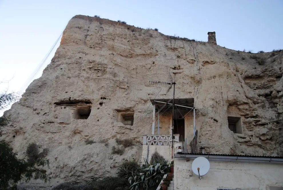 Los antepasados de sus habitantes excavaron las viviendas en la roca